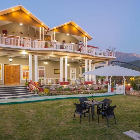 Stayvista At Silveroaks Cottage Деградун Екстер'єр фото