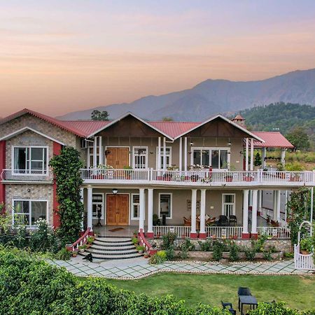 Stayvista At Silveroaks Cottage Деградун Екстер'єр фото