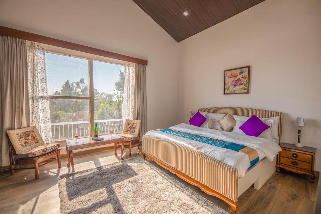 Stayvista At Silveroaks Cottage Деградун Екстер'єр фото